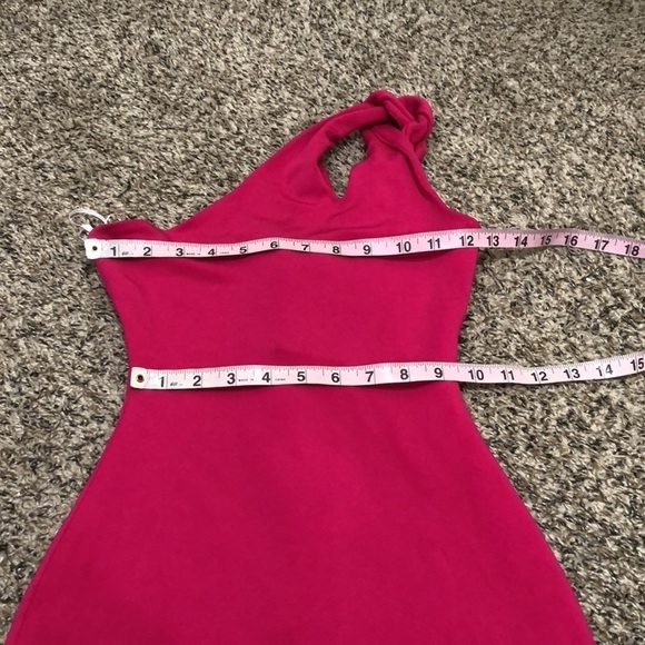 Cushnie One Shoulder Dress Size 2 Magenta Pink Twist Strap Cutout Sheath - Picture 7 of 8